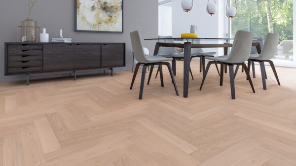 Англ. елка HDF Weitzer Eiche Kaschmir 69724 ProVital finish/Масло lebhaft (натур) 2,25м2