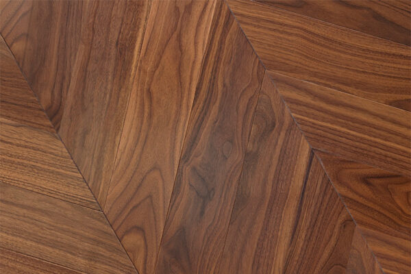 Французская елка 60⁰ Coswick American Walnut Масло (1392-1201-30) Селект (2,168 м2)