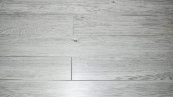 Ламинат FLOORaHOUSE Дуб City B533 1387*145*10 мм (2,21 м2)