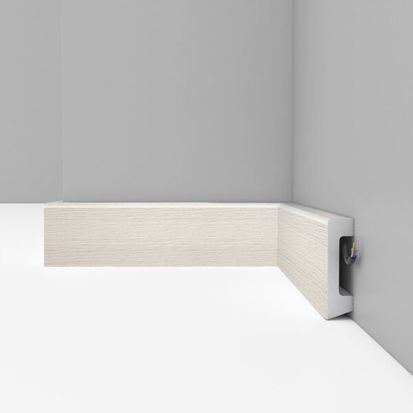Плинтус Decomaster D235-16 ДМ 80*16*2400 мм