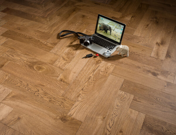 Английская елка 90⁰ Coswick Кедр рустикальный / Cedar Rustic (1122-4281-20) Таверн (1,29 м2)